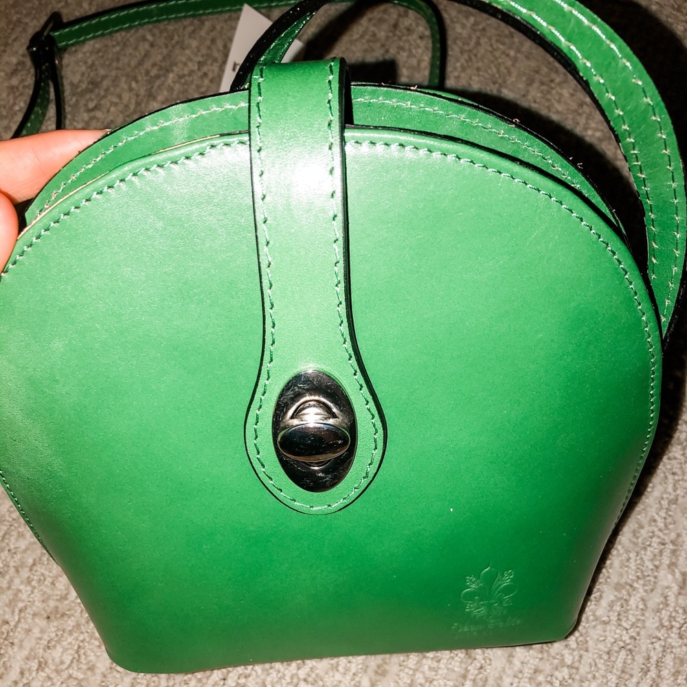 Vera Pelle hand bag! With tags! So much room.